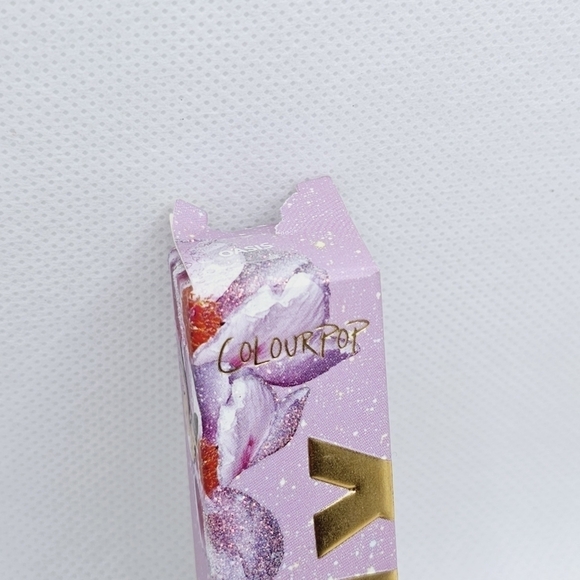 Colourpop Oasis Velvet Blur Lux Lipstick - Picture 5 of 8